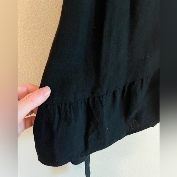 Moon River Blanket Stitch Linen Blend Black and Cream Ruffled Wrap Mini Dress 🖤🤍 - Picture 7 of 7